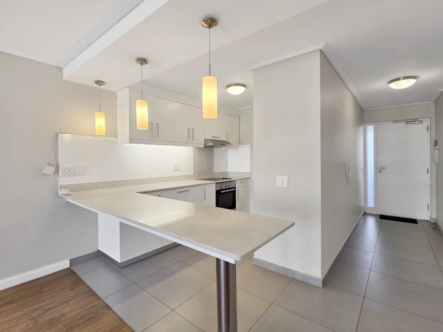 2 Bedroom Property for Sale in Vredehoek Western Cape